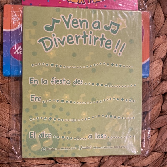 Barney - Picture 3 of 6